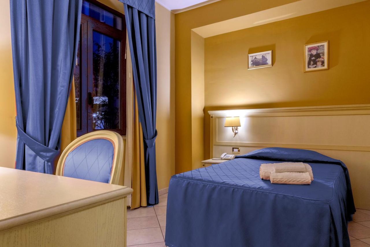 Hotel San Michele Milazzo Cameră foto